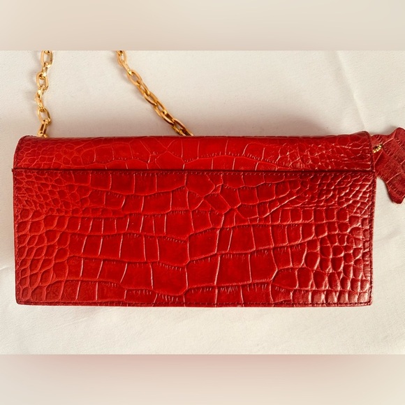 Red leather Giani Bernini clutch - Picture 2 of 12